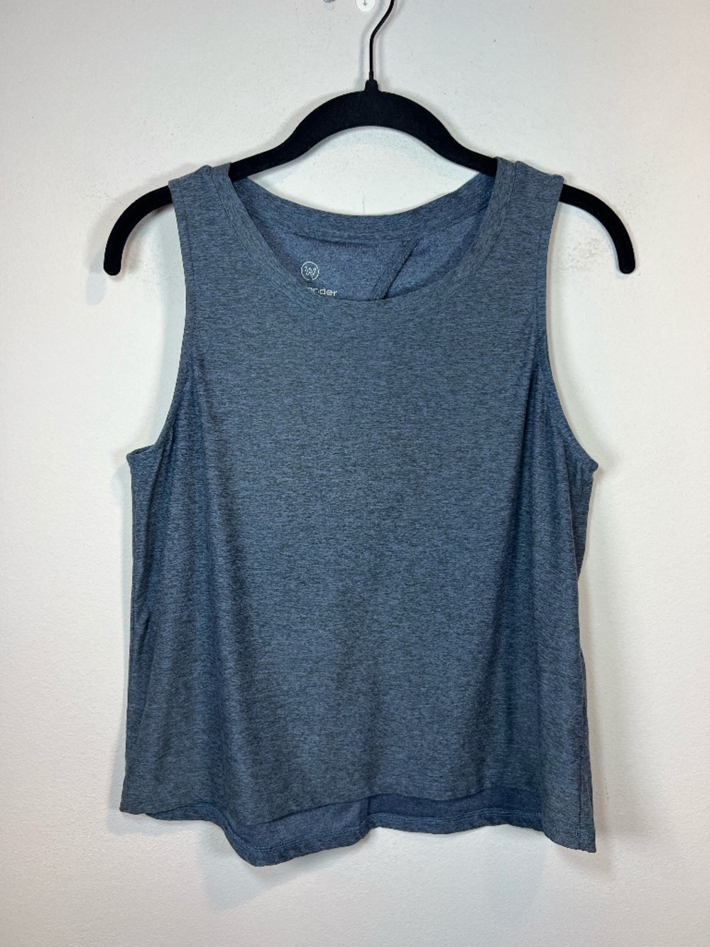We Wander Sleeveless Keyhole Back Tank Top Shirt Blue Stretch Yoga Sporty Medium